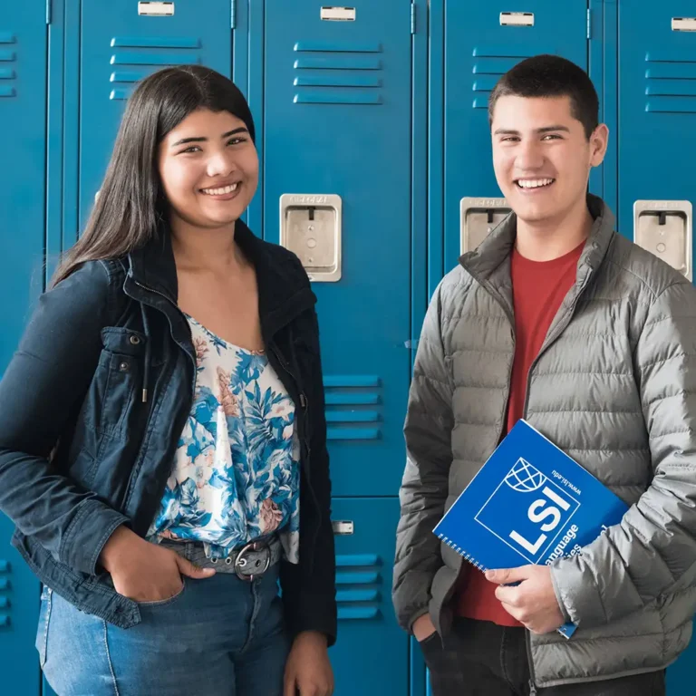 estudiantes de la institucion de idiomas lsi en vancouver canada